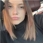 diplomata in liceo scienze umane e futura studentessa in scienze della formazione primaria, università cattolica